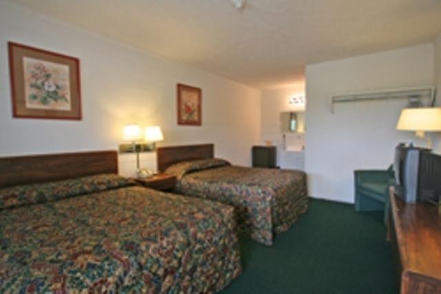 Hotel Lake Anna Glenora Værelse billede